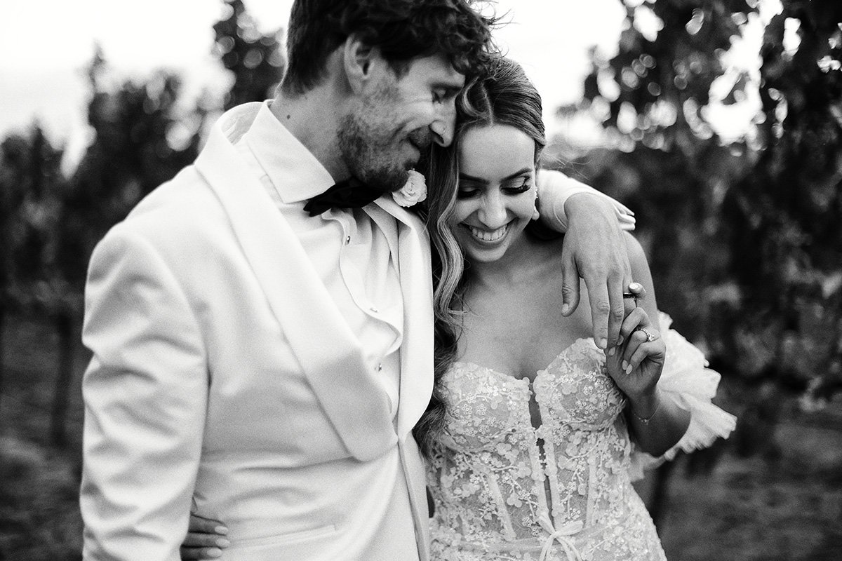 Raffaella & Chris in the defining frame of their wedding at Mitchelton Estate